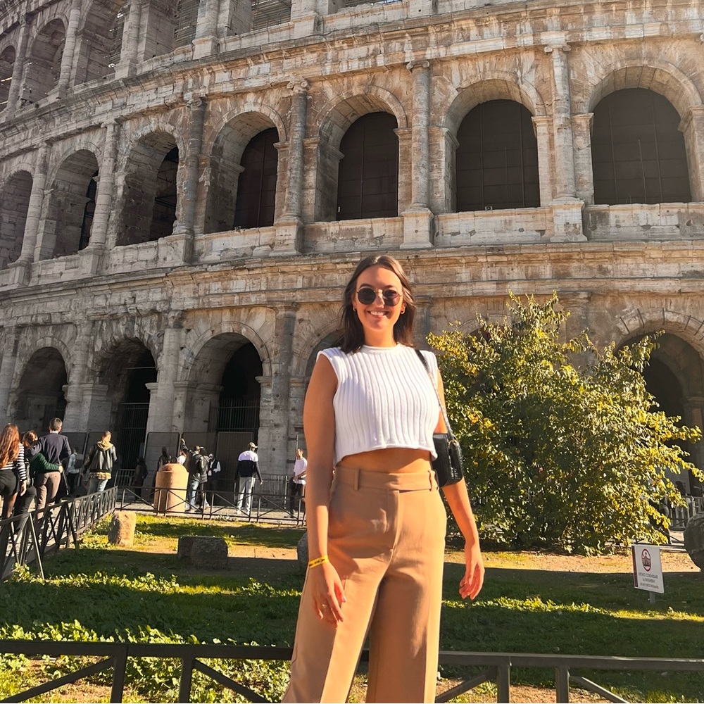 Meet your Posher, Krystal